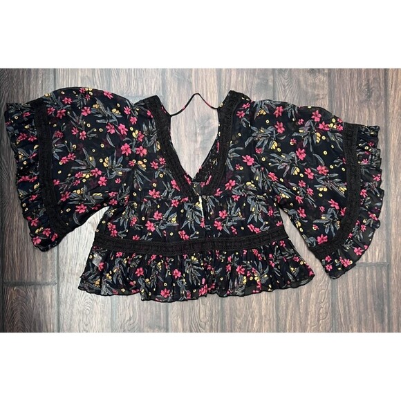 Free People Floral Black Bell Sleeve Boho Top Womens Medium Whimsigoth - Picture 4 of 4